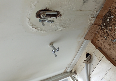 扎鲁特卫生间测漏水