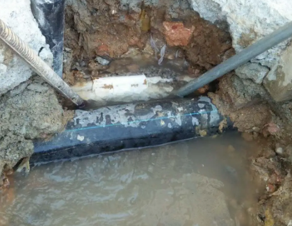 扎鲁特测漏水之水管漏水